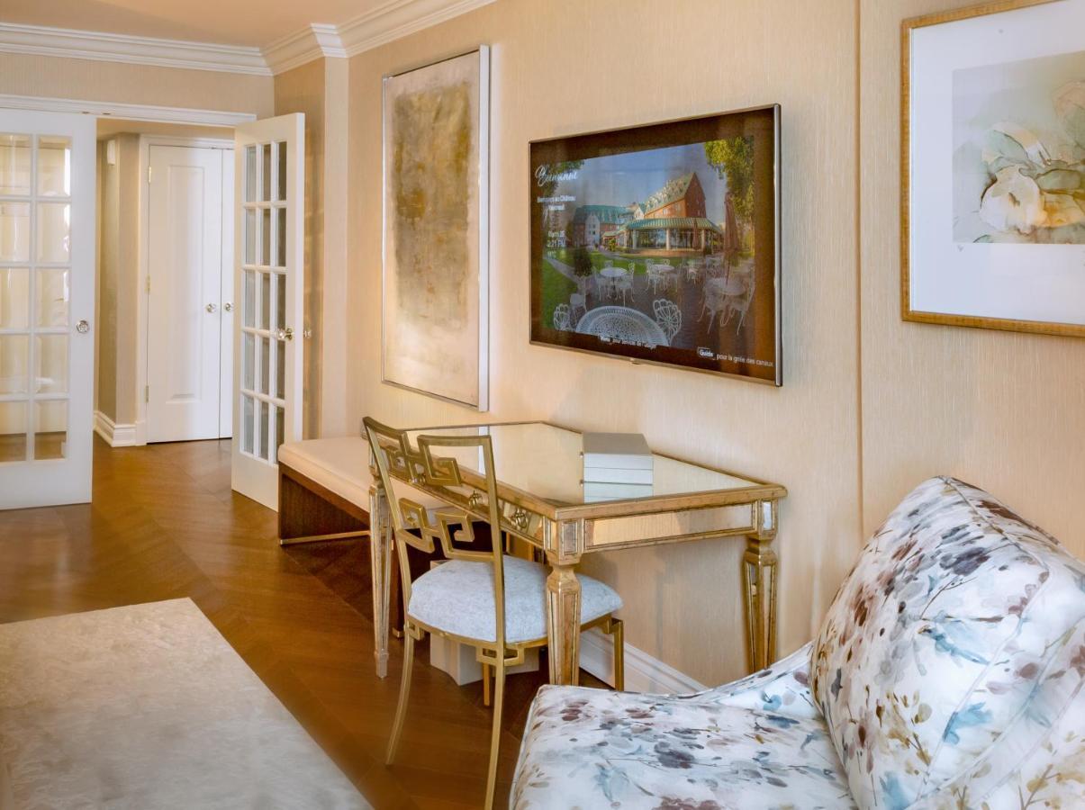Chateau Vaudreuil Vaudreuil-Dorion Exterior foto A suite at the Waldorf Astoria Chicago